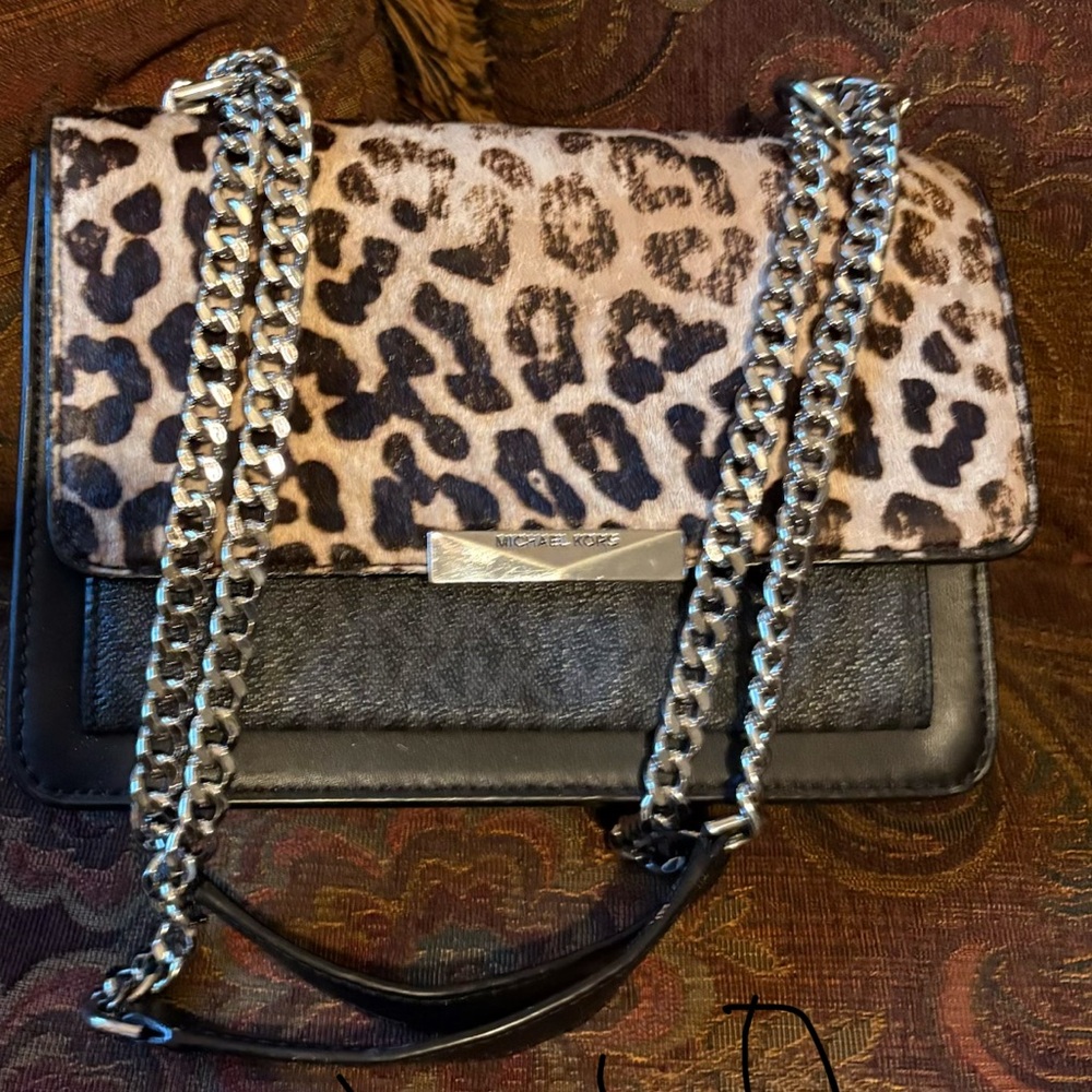 Leopard Print Chain Shoulder Bag